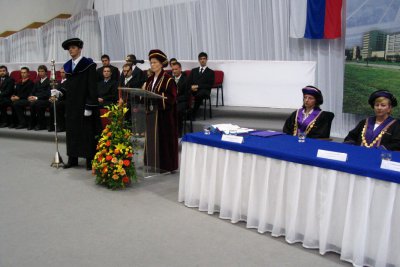 Promócie absolventov bakalárskeho štúdia