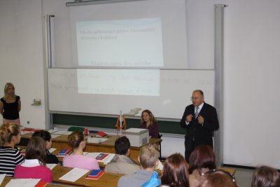 Univerzitné udalosti » Úvodné prednášky 2010/2011