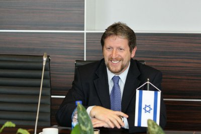 Návšteva izraelského veľvyslanca na univerzite