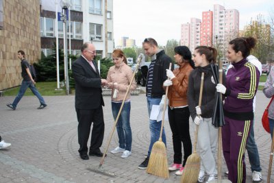 Deň Zeme - Jarné čistenie univerzity