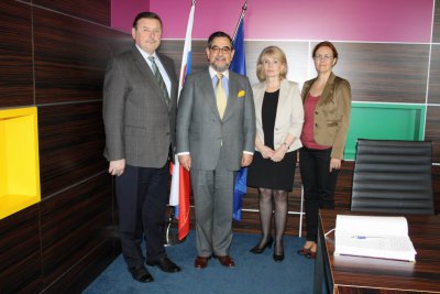 Univerzitné udalosti » Návšteva veľvyslanca Chile na EU v Bratislave