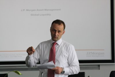 Prednáška riaditeľa J.P. MORGAN