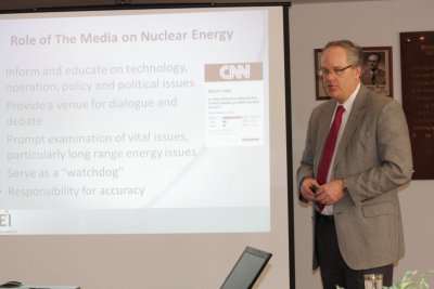 Prednáška viceprezidenta Nuclear Energy Institute z USA