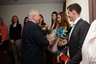 Minister školstva Dušan Čaplovič prijal úspešné volejbalistky