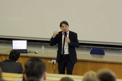 Prednáška profesora z Roma Tre University