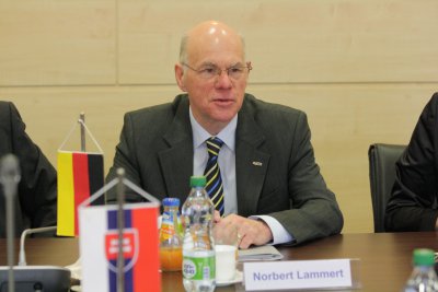 Prednáška Norberta Lammerta