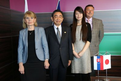 Japonský veľvyslanec prednášal na EU v Bratislave