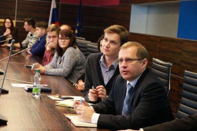 Voľby nového prezidenta študentského parlamentu Ekonomickej univerzity v Bratislave