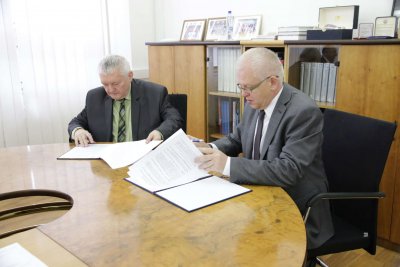 Podpis dodatku ku kolektívnej zmluve