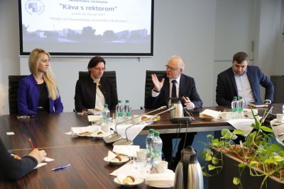 Vedenie EU v Bratislave diskutovalo so zástupcami slovenských stredných škôl
