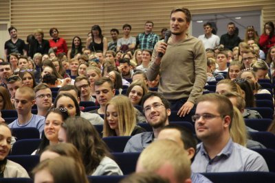 Stretnutie prezidenta SR Andreja Kisku so študentmi a vedením EU v Bratislave