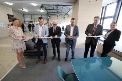 Univerzitné udalosti » EUBA a IBM spoločne otvorili novú oddychovú zónu v budove V1