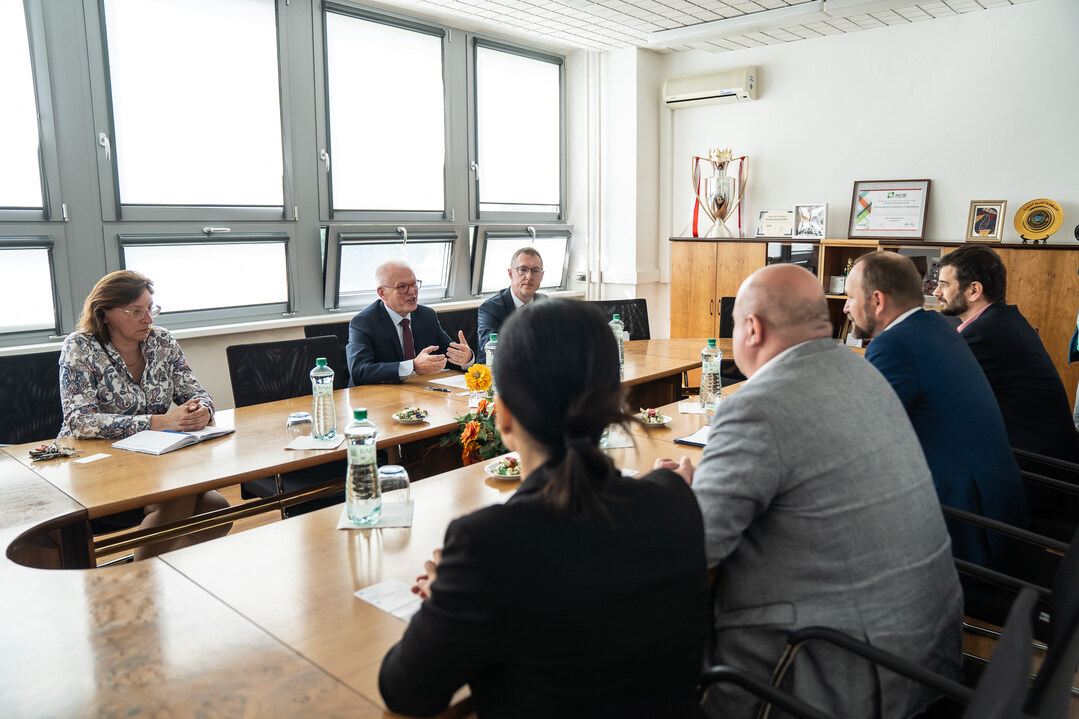 The Trnava self-governing region (TTSK) is starting to cooperate with the University of Economics in Bratislava