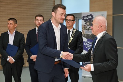 Rektor udelil Ceny rektora EU v Bratislave za pedagogickú a publikačnú činnosť a Cenu rektora Ekonomickej univerzity v Bratislave za ŠVOČ