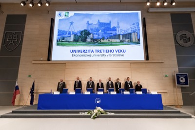 Univerzita tretieho veku Ekonomickej univerzity v Bratislave otvorila nový akademický rok