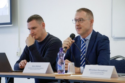 Projekt Central Europe Connect už po 12. krát spojil študentov ekonomických univerzít z Bratislavy, Viedne a Varšavy