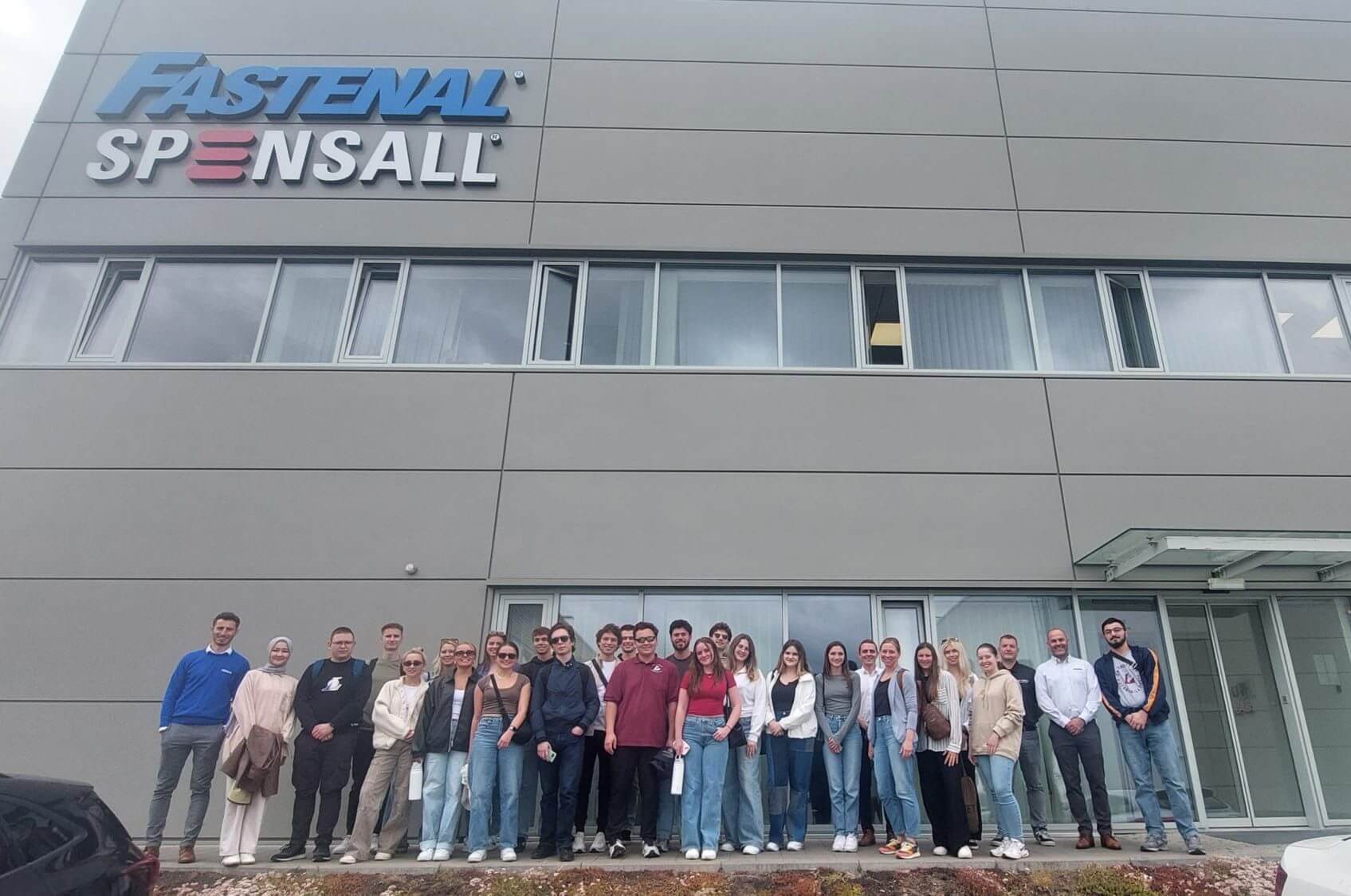Úspešný 12. ročník International Business Consulting Program na EUBA