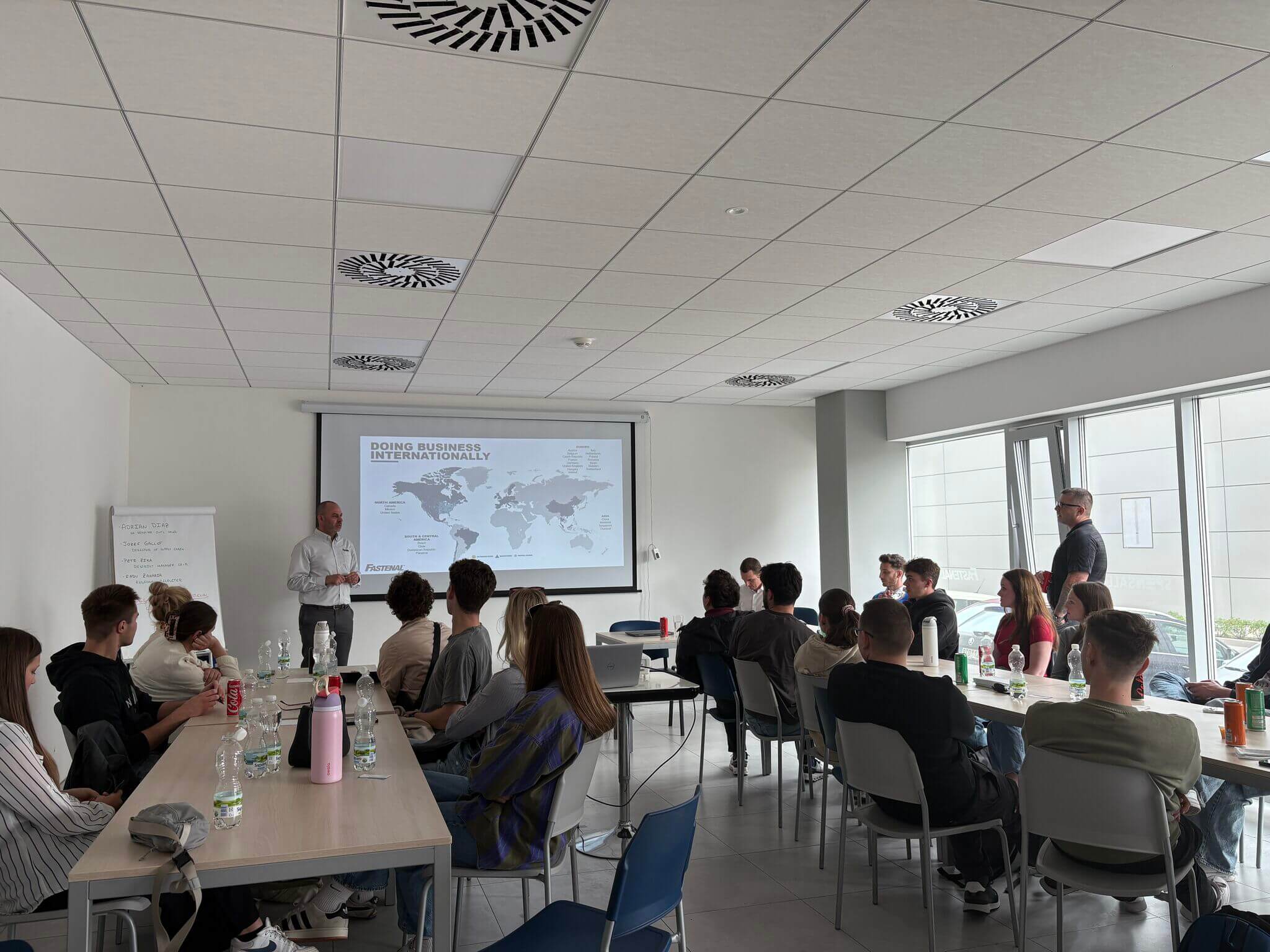 Úspešný 12. ročník International Business Consulting Program na EUBA