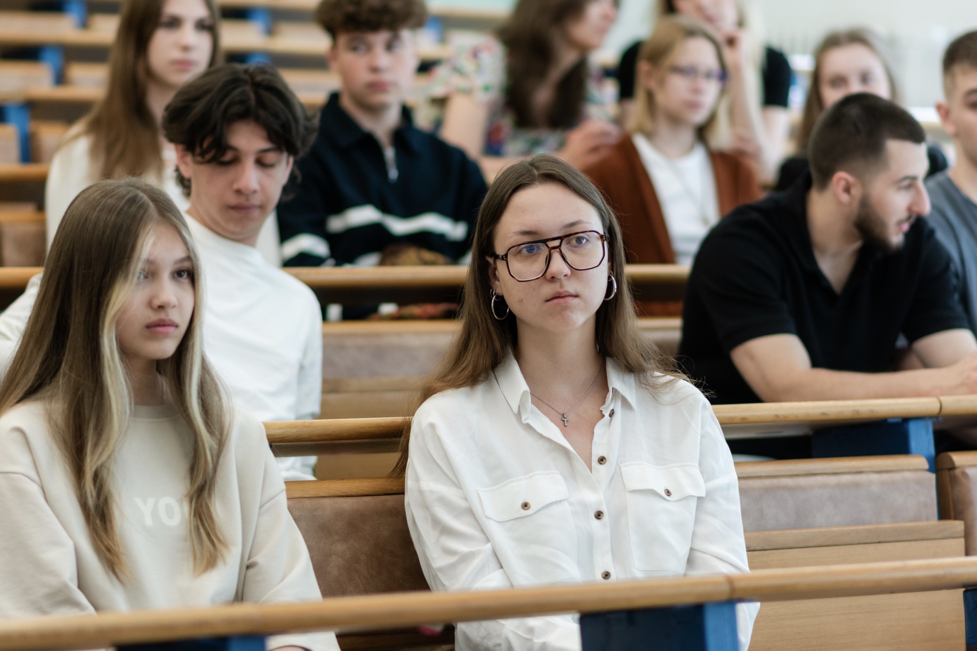 Successful foreign students of language education received certificates