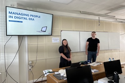 EUBA privítala študentov letnej školy AI and Digital Leadership