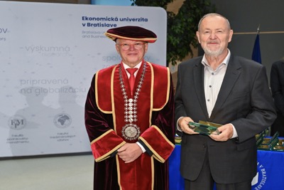 EUBA 85: Ocenenie za mimoriadny prínos k rozvoju univerzity