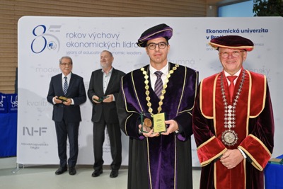 EUBA 85: Ocenenie za mimoriadny prínos k rozvoju univerzity