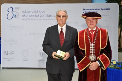EUBA 85: Ocenenie za mimoriadny prínos k rozvoju univerzity