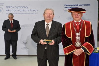 EUBA 85: Ocenenie za mimoriadny prínos k rozvoju univerzity