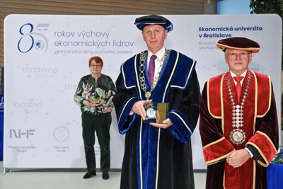 EUBA 85: Ocenenie za mimoriadny prínos k rozvoju univerzity