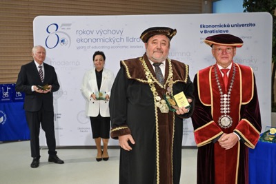 EUBA 85: Ocenenie za mimoriadny prínos k rozvoju univerzity