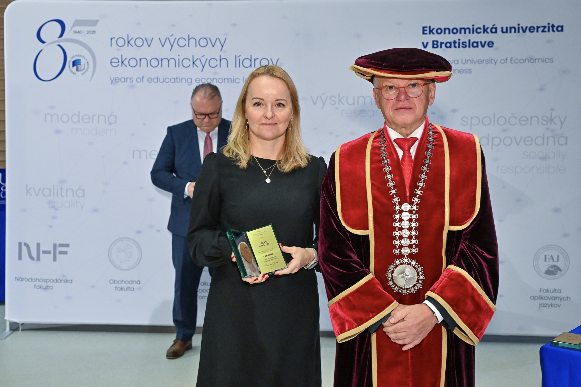 Ocenenia „Za prínos k rozvoju spolupráce s praxou“ pri príležitosti 85. výročia Ekonomickej univerzity v Bratislave