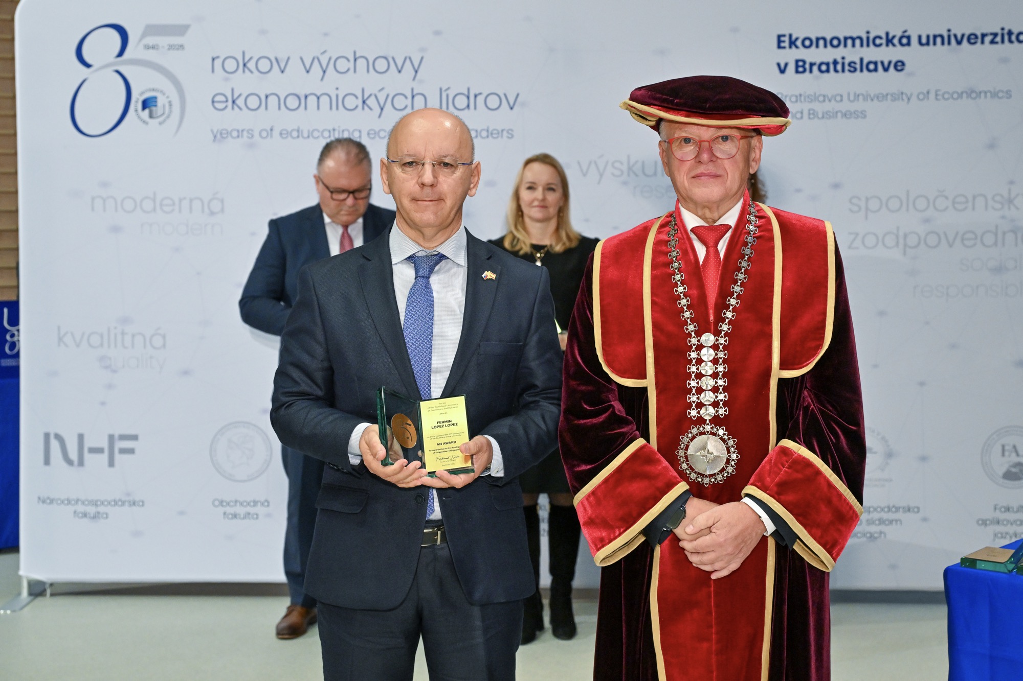 Ocenenia „Za prínos k rozvoju spolupráce s praxou“ pri príležitosti 85. výročia Ekonomickej univerzity v Bratislave
