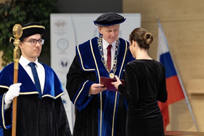 Promócie absolventov doktorandského štúdia 2024/2025