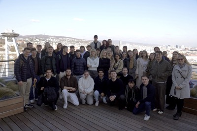 Projekt Central Europe Connect sa už po štrnásty raz zameral na prepojenie študentov ekonomických univerzít z Bratislavy, Viedne a Varšavy.