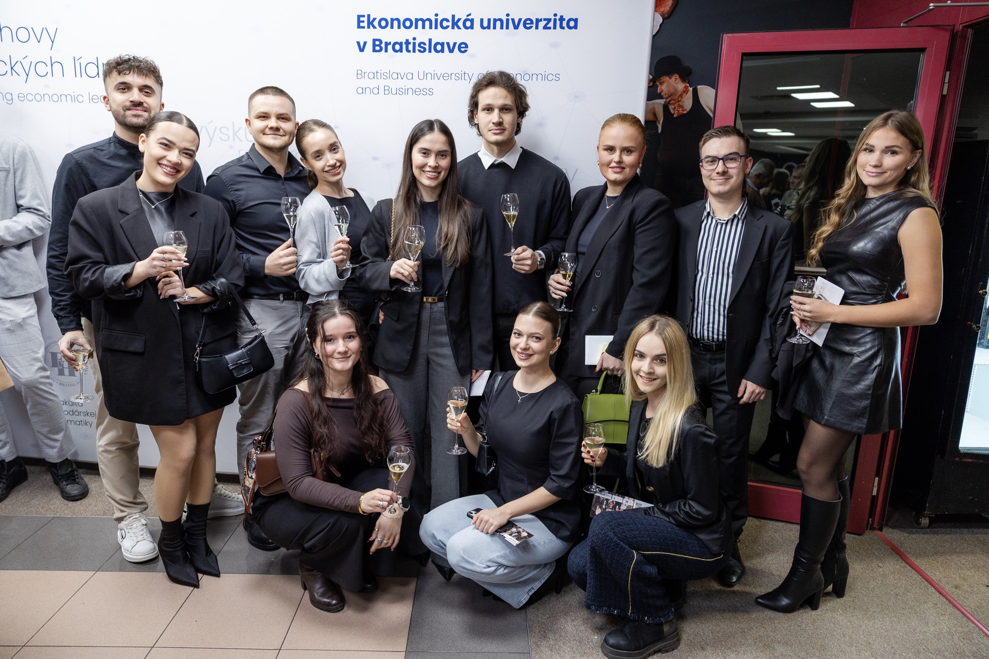 Ekonomická univerzita v Bratislave pokrstila novú publikáciu: 85-ročný príbeh EUBA