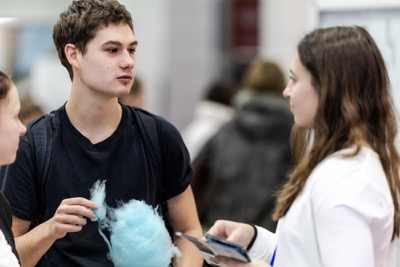 Kariérna cesta 2025: Desiatky prestížnych zamestnávateľov priniesli študentom jedinečné kariérne príležitosti