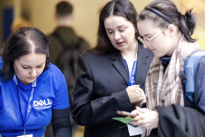 Kariérna cesta 2025: Desiatky prestížnych zamestnávateľov priniesli študentom jedinečné kariérne príležitosti