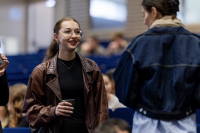 Modelová konferencia 2026 na EUBA: študenti simulovali rokovania OSN o vodnej kríze