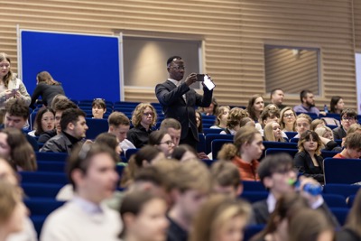 Modelová konferencia 2026 na EUBA: študenti simulovali rokovania OSN o vodnej kríze