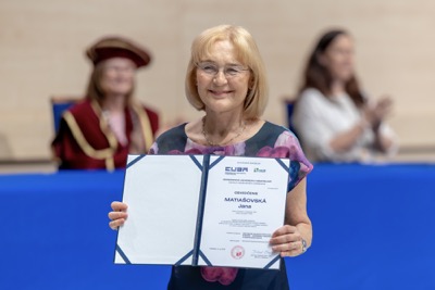 Prvé promócie a ukončenie akademického roka 2025/2026 mala Univerzita tretieho veku