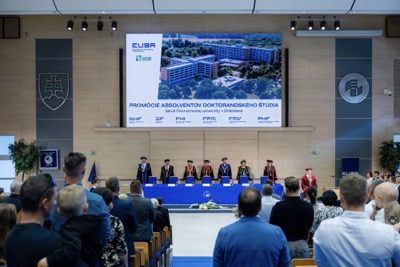 Promócie absolventov doktorandského štúdia 2025/2026