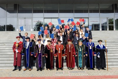 Promócie absolventov doktorandského štúdia 2025/2026