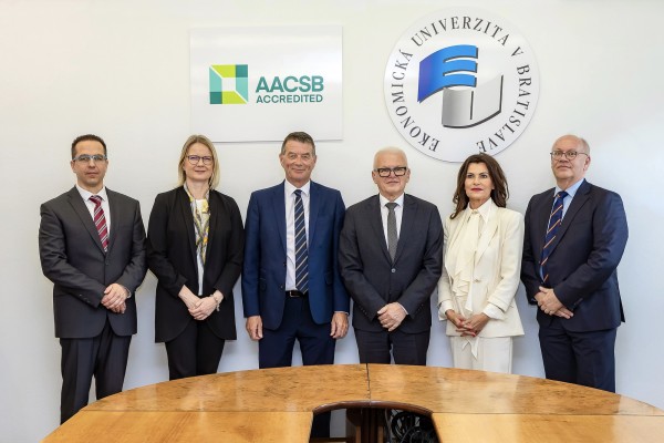 Visit from the European Court of Auditors and the Supreme Audit Office to EUBA
