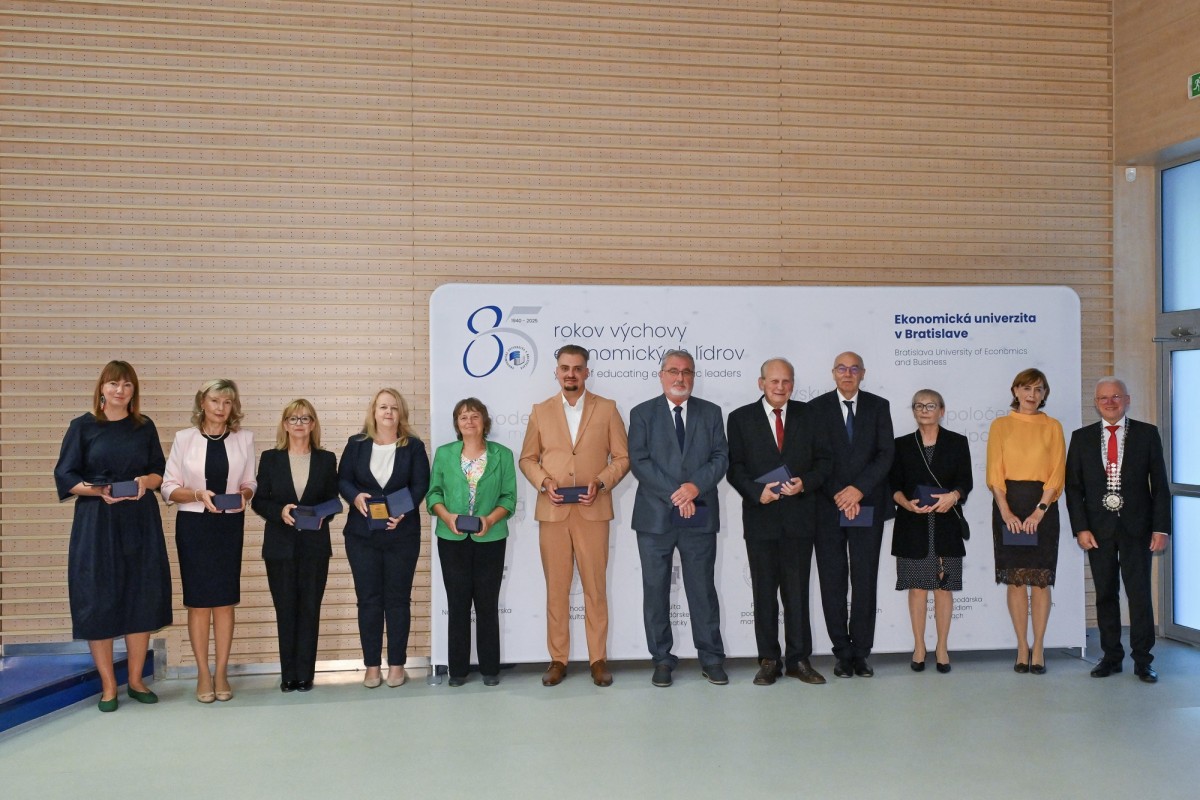 EUBA 85: Rektor ocenil laureátov za mimoriadny prínos k rozvoju vzdelávania